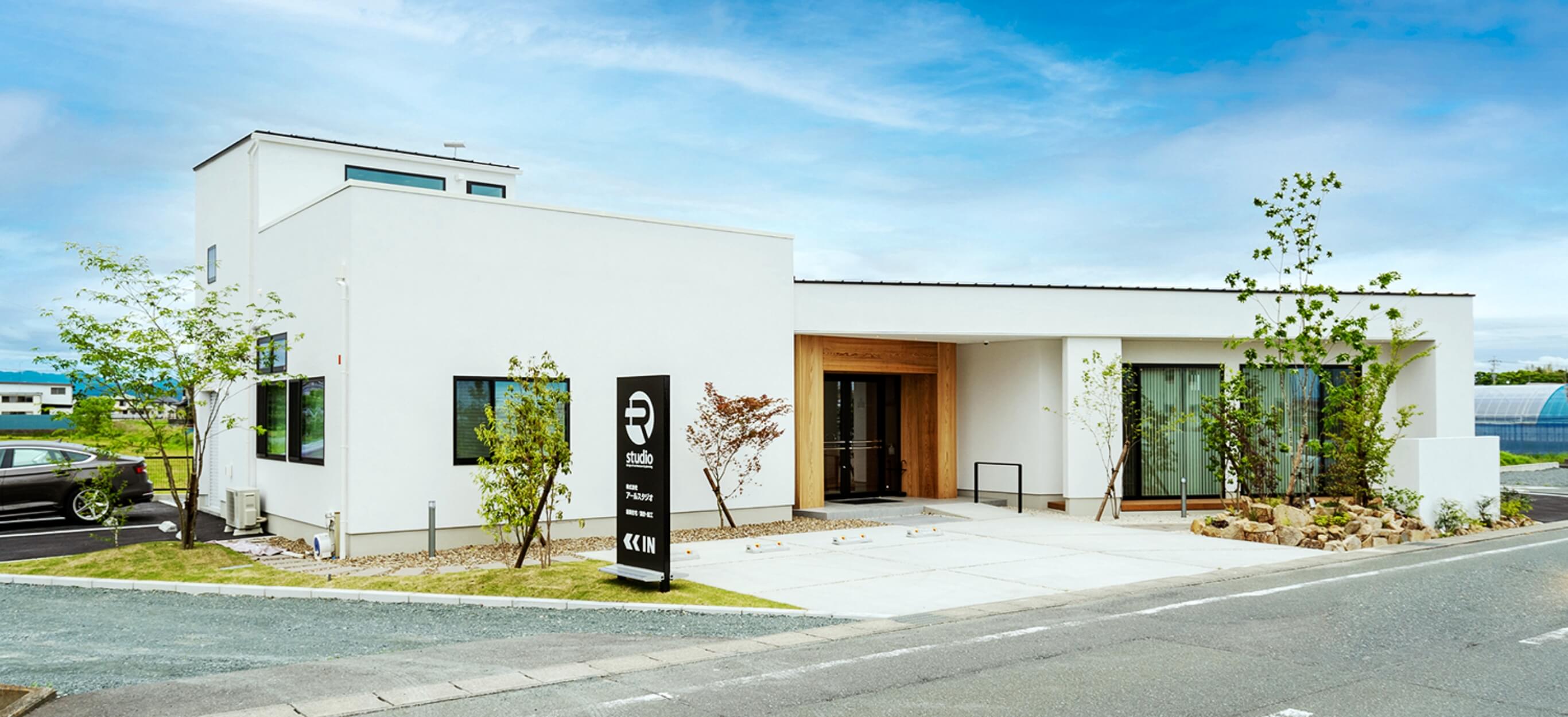 家族の想いにアイディアを乗せて家というカタチにする