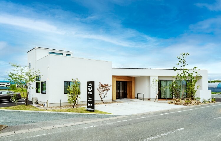 家族の想いにアイディアを乗せて家というカタチにする